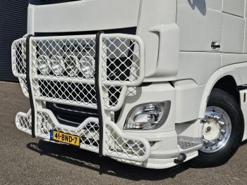 DAF XF 530 6x2/4 / RETARDER / PARKING COOLER / 2 TANKS